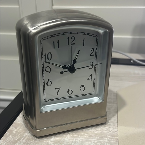 Pottery Barn Silver Brushed Nickel Desk Table Retro Art Deco Clock - Picture 7 of 9